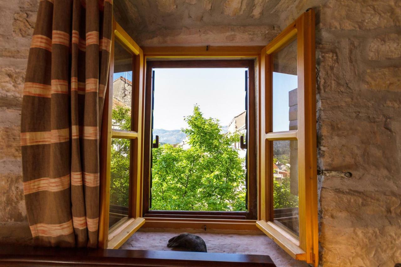 Old Small Stone House Zrnovo Exterior foto